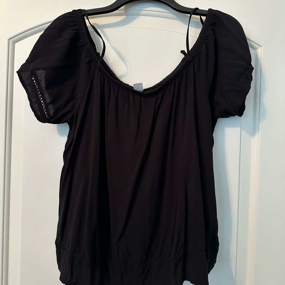 Old Navy Black Puff Sleeve Blouse